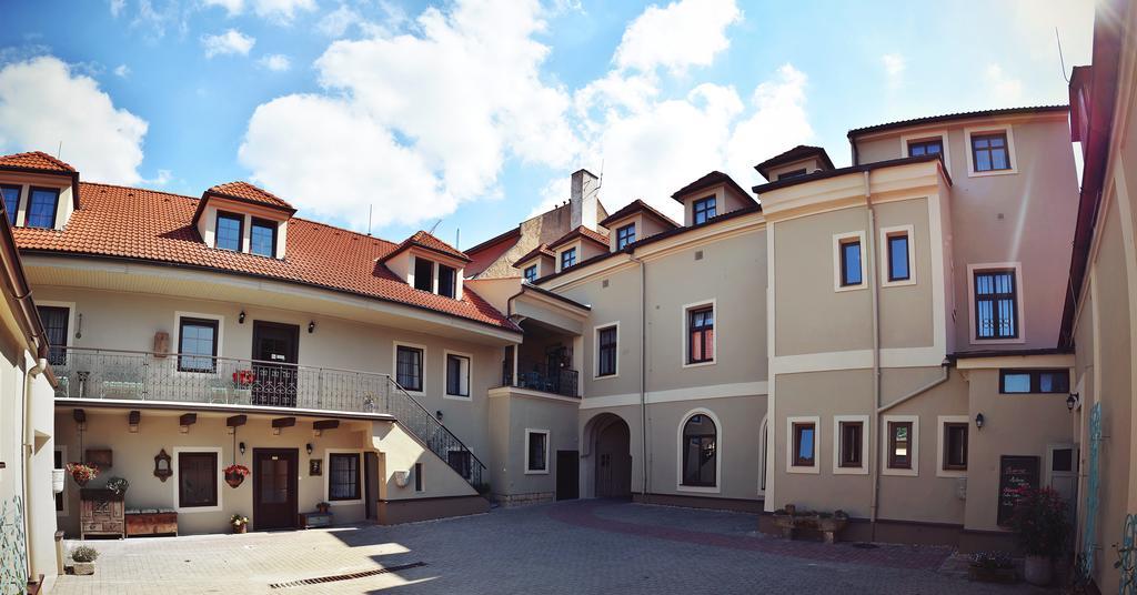 Hotel U Hradu Mladá Boleslav Kültér fotó